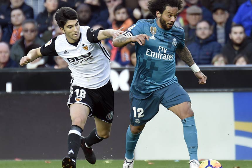 Marcelo (Real Madrid) - Foi importante válvula de escape contra o Levante, no frustrante empate em 1 a 1. Finalizou três vezes a gol, sendo que um chute se deu de forma bizarra. Foi bem, sobretudo na participação ofensiva.