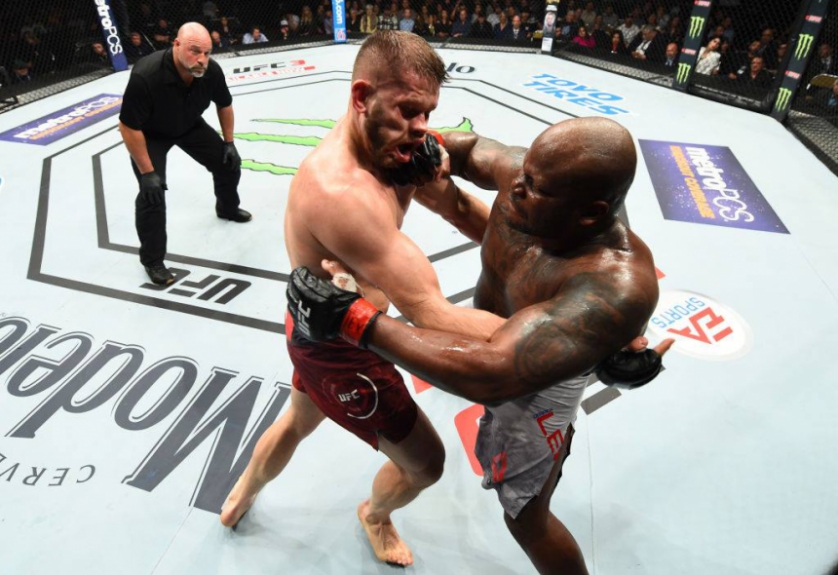 Derrick Lewis nocauteou Marcin Tybura no UFC Austin