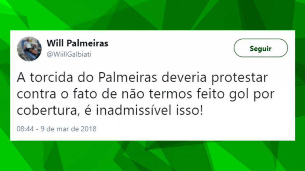 Torcedores do Palmeiras brincam após vitória sobre o São Paulo