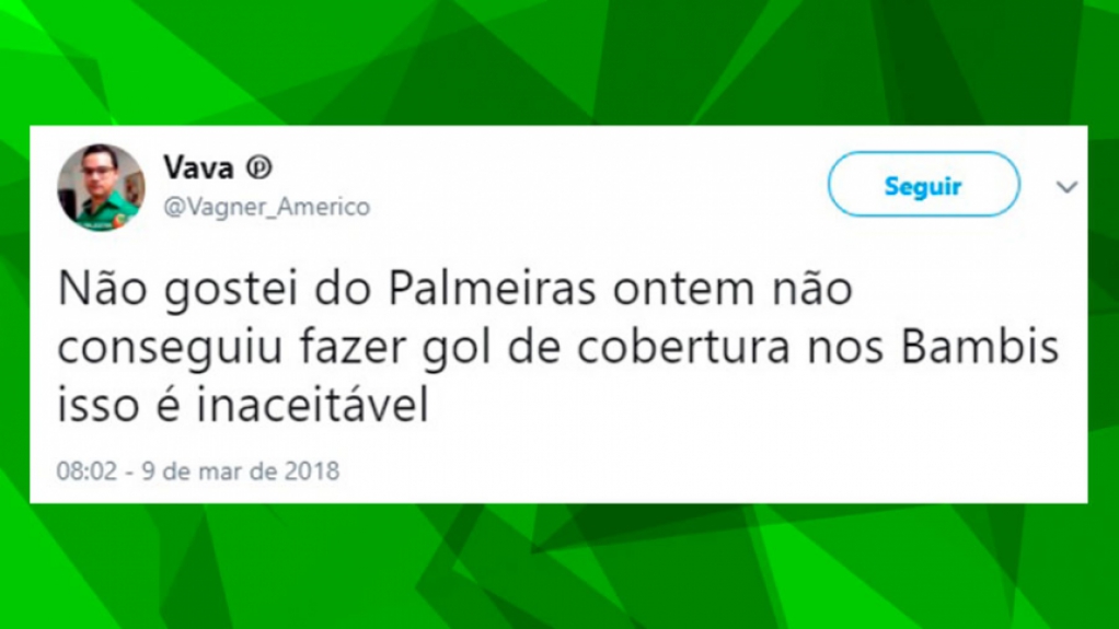 Torcedores do Palmeiras brincam após vitória sobre o São Paulo