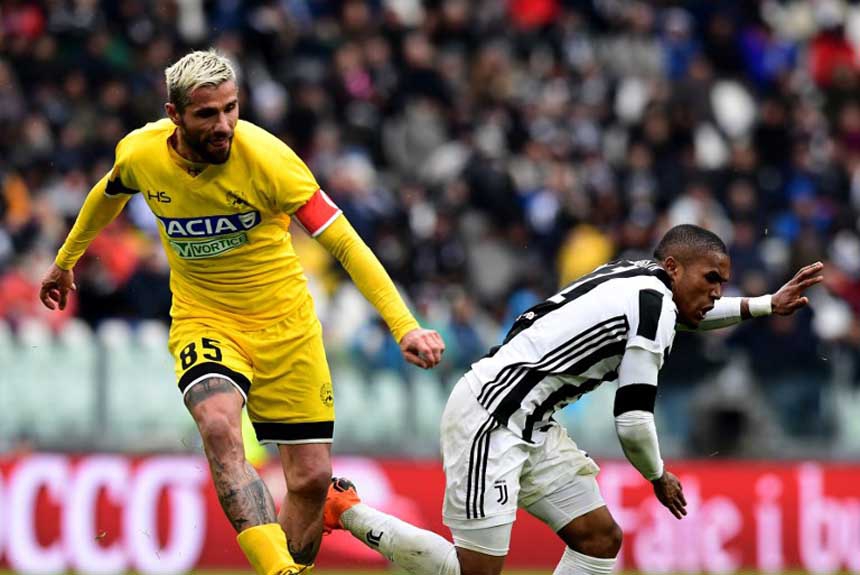 DOUGLAS COSTA (JUVENTUS): De olho na Copa do Mundo, Douglas Costa vem feito boas partidas a frente da Juventus. Porém, na vitória por 2 a 0 sobre a Udinese, o brasileiro fez um jogo abaixo de sua média. Apenas um chute a gol e nenhuma assistência.