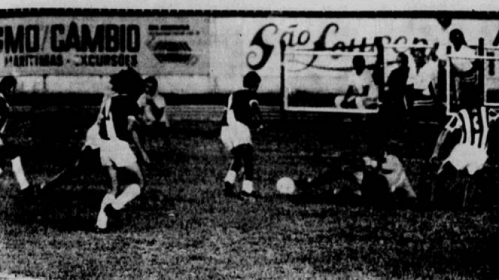 Vasco 2x0 Atlético Nacional - Libertadores 1975