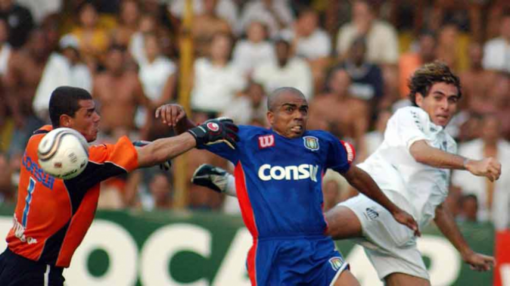 Santos 3 x 3 São Caetano - semifinais de 2004