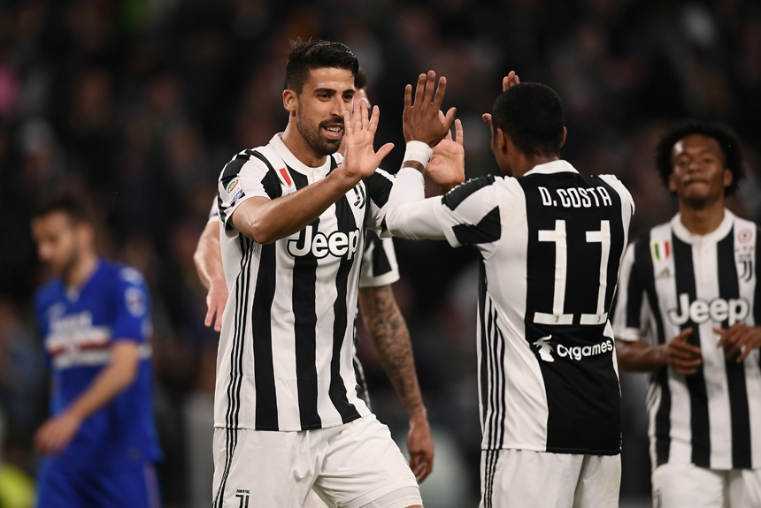 Douglas Costa (Juventus) - O atacante Douglas Costa manteve, nesta rodada, o bom nível de atuação dos últimos jogos. Cotado por Tite na Seleção para a Copa, Douglas Costa continua impressionando. Veloz e habilidoso, o atacante deu assistência para todos o
