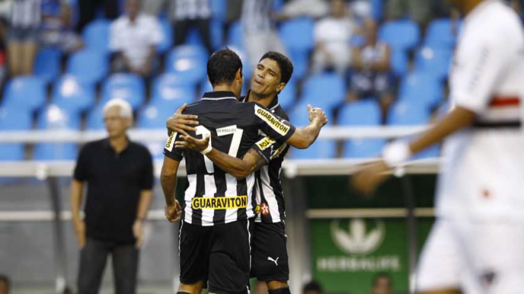 2012 - (Botafogo 4 x 2 São Paulo - 20/5/2012)