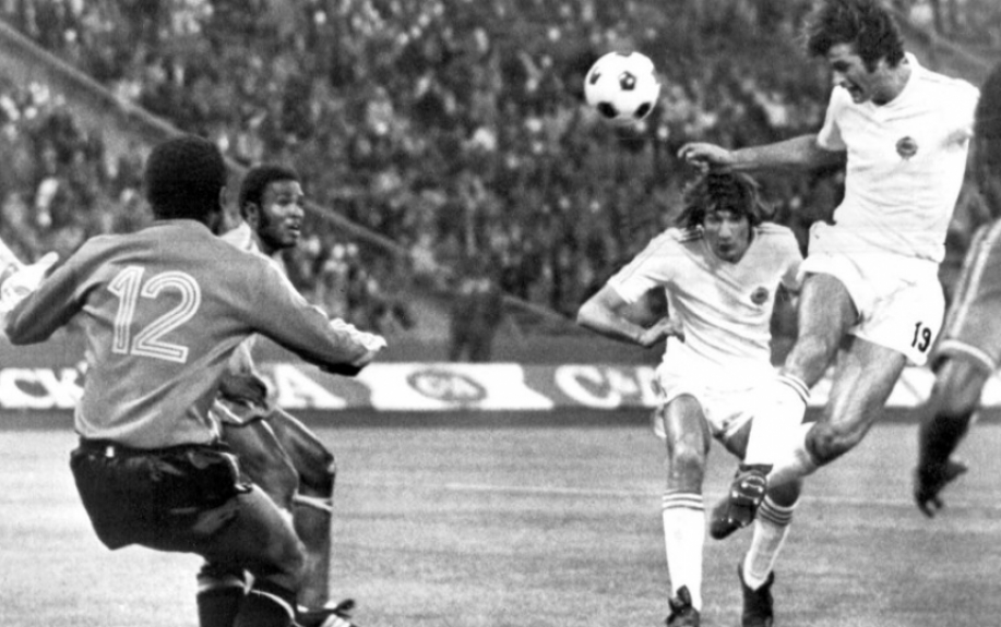 Iugoslávia 9 x 0 Zaire - Copa do Mundo de 1974