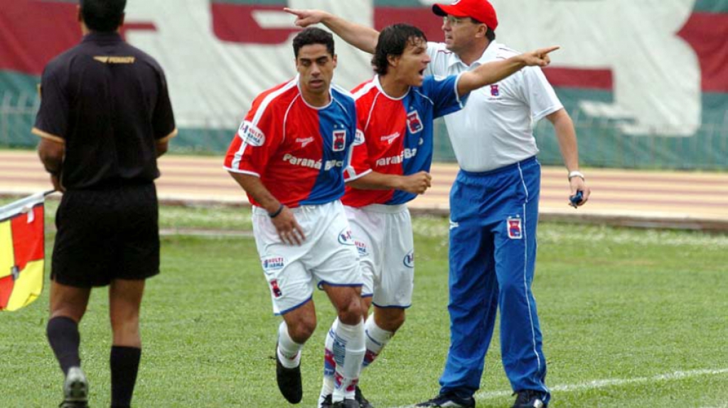 Paraná 6 x 1 Fluminense - 08/10/2005 - Brasileirão