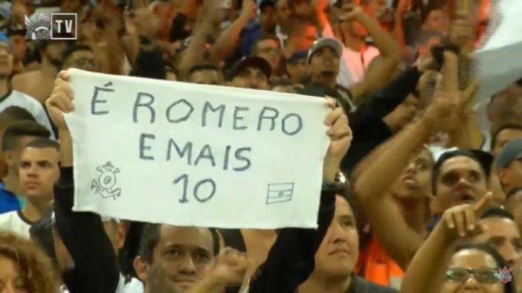 Angel Romero ganha memes após marcar dois gols sobre o Vitória