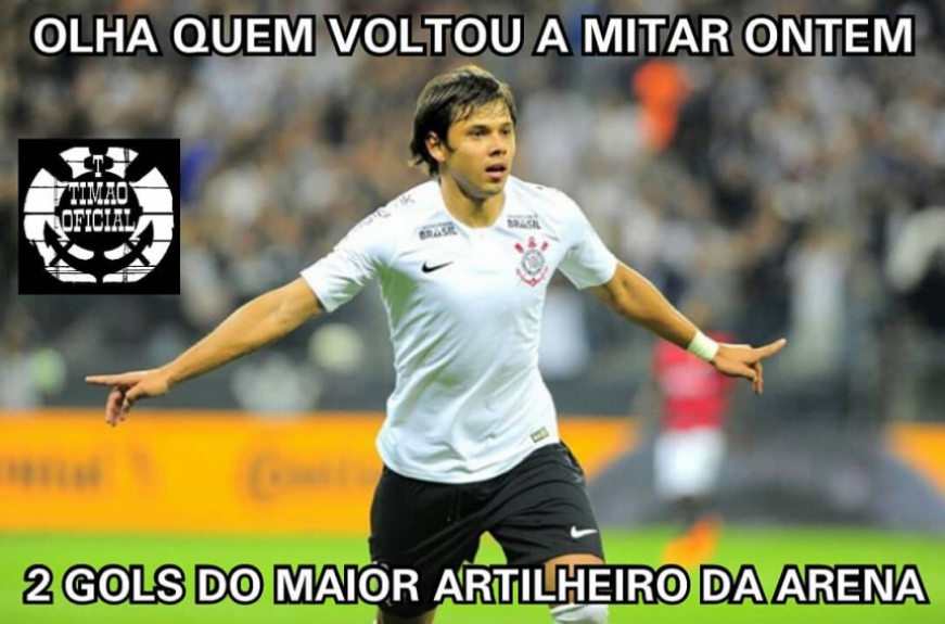 Ángel Romero ganha memes após marcar dois gols sobre o Vitória