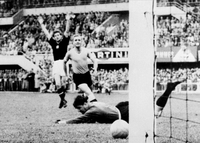Hungria 4 x 2 Uruguai - Copa de 1954