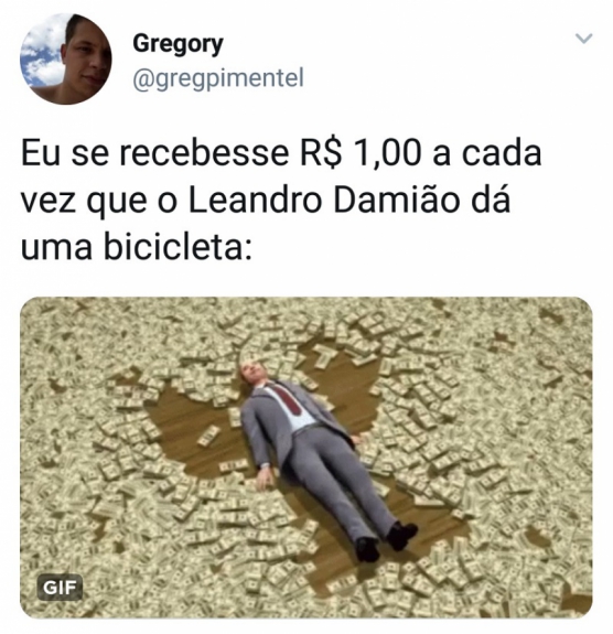 Tentativas de bicicleta de Damião são alvos de piadas nas redes