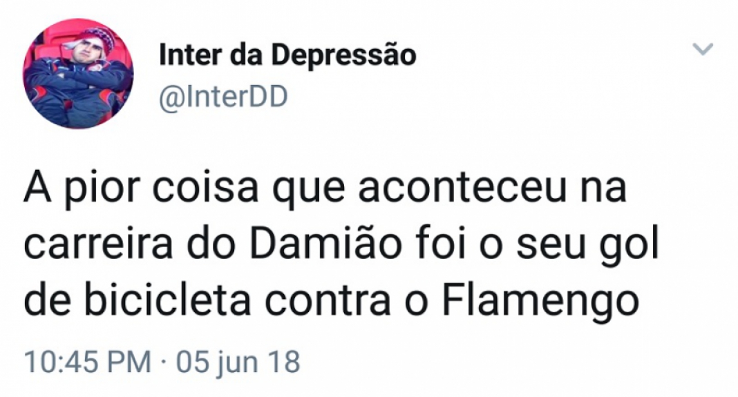 Tentativas de bicicleta de Damião são alvos de piadas nas redes