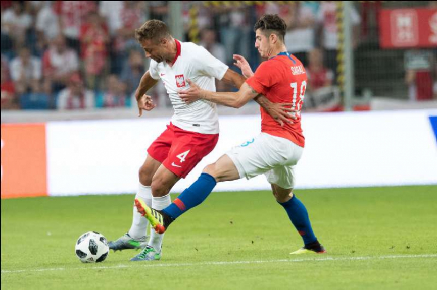 Thiago Cionek pela Polônia