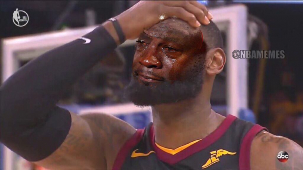 Varrida do Golden State Warriors e futuro incerto de LeBron foram destaque nos memes