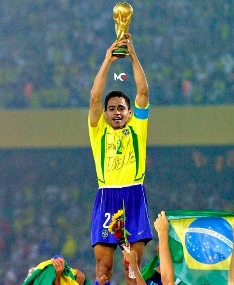 Vascaínos brincam com fase artilheira de Yago Pikachu