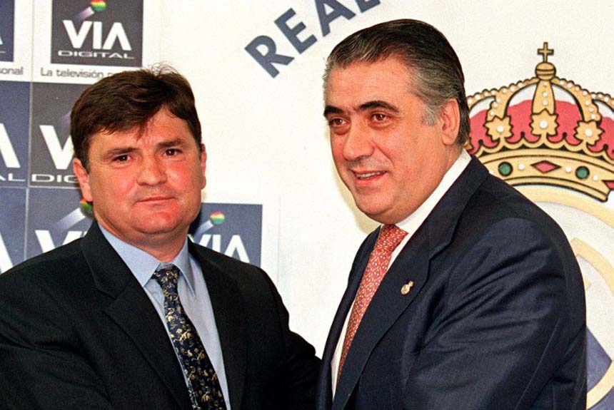 O início de 2004 teve ainda dois espanhóis no comando do time, mas sem sucesso: foram eles Mariano García Remón e José Antonio Camacho