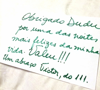 Recado na porta: vizinho de Dudu espera abraço do ídolo após título