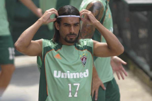 Araujo (Foto: Alexandre Loureiro)