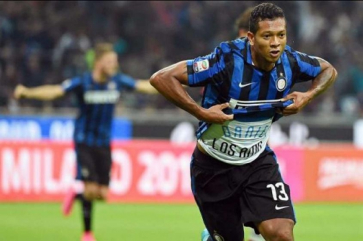 GuarÃn, colombiano vai jogar na China (Foto: AFP)