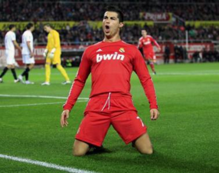 CR7 desliga no gramado após marcar mais um gol pelo Real Madrid