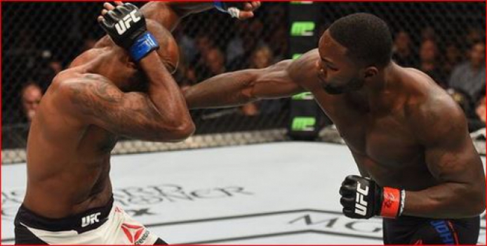 Anthony Johnson nocauteia Manuwa (FOTO: Reprodução)