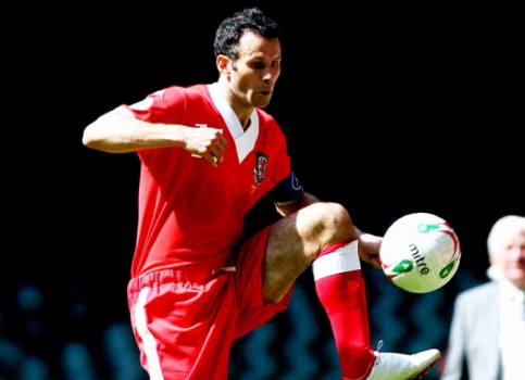 Ryan Giggs - País de Gales (Foto: Chris Young/AFP)