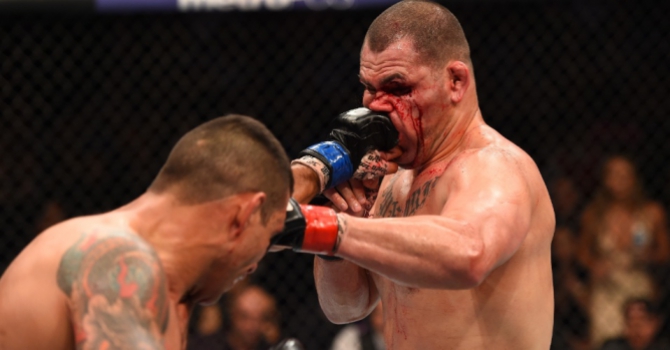 UFC 188: Werdum destrona Cain Velásquez (FOTO: Reprodução)
