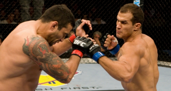 UFC 90: Junior Cigano nocauteia Fabricio Werdum (FOTO: Reprodução)