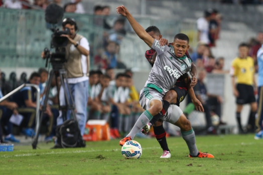 ATUAÇÕES: Jesus sai bem do banco, mas show é de Ewandro na Arena