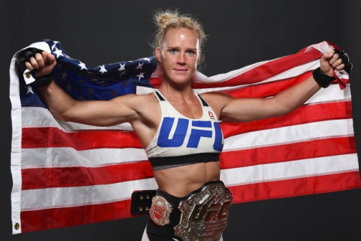 Holly Holm chocou o mundo ao nocautear Ronda Rousey