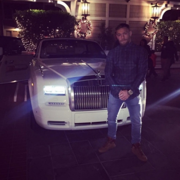 Conor McGregor ostenta coleção de carros na internet (FOTO: Reprodução)
