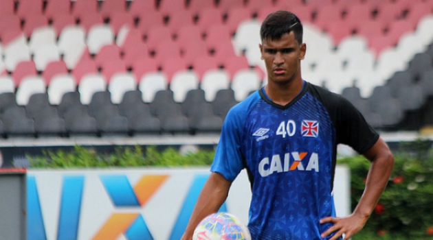 Matheus Índio também não teve muitas chances (Foto: Carlos Gregório/Vasco.com.br)