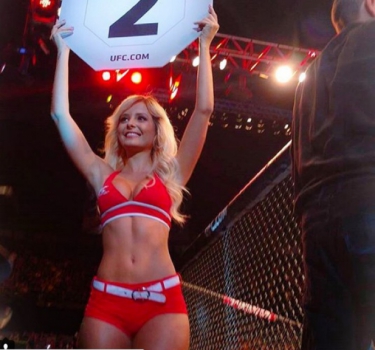 Jhenny Andrade é ring girl oficial do UFC no Brasil (FOTO: Reprodução)