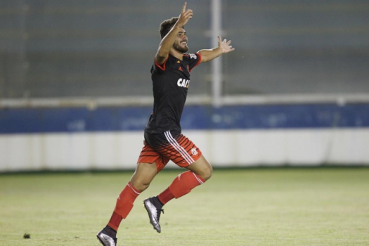 Felipe Vizeu fez o gol da vitória sobre a Cabofriense (Foto: Gilvan de Souza/Flamengo)