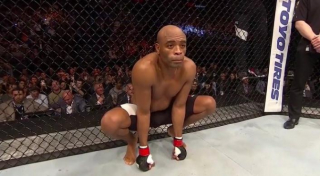 Anderson Silva durante combate em Londres (Foto: Reprodução/Combate)