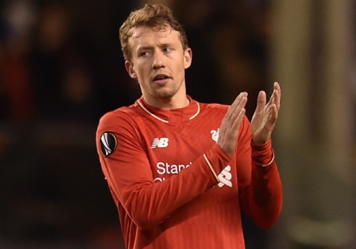 Lucas Leiva poderá conquistar seu segundo tÃtulo da Copa da Liga Inglesa neste domingo (Foto: Divulgação / Site Oficial do Liverpool)