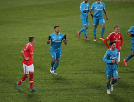 Zenit x Benfica - Gol do Hulk