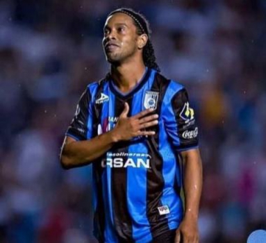 Ronaldinho no Querátaro
