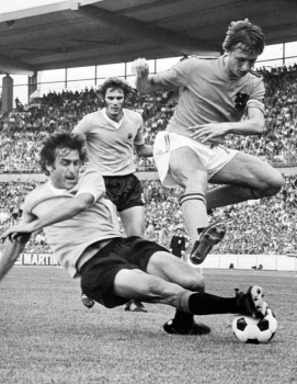 Adeus, Cruyff! Veja fotos da vida do craque