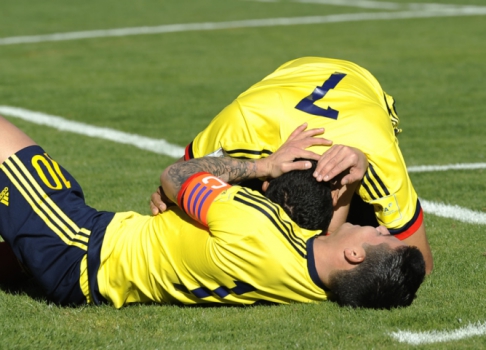 Eliminatorias - Bolivia x Colombia (foto:AIZAR RALDES / AFP)