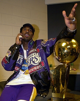 Em 2001, mais um título para Kobe Bryant, o segundo seguido pelos Lakers