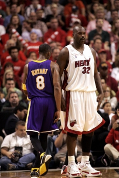 Agora rivais, Kobe enfrenta Shaq, no Miami Heat, em dezembro de 2005