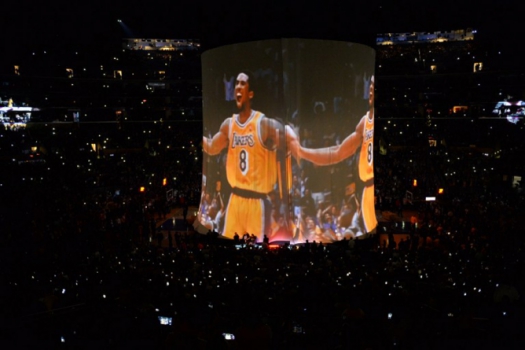 A festa em Los Angeles foi gigante para o último jogo da carreira de Bryant