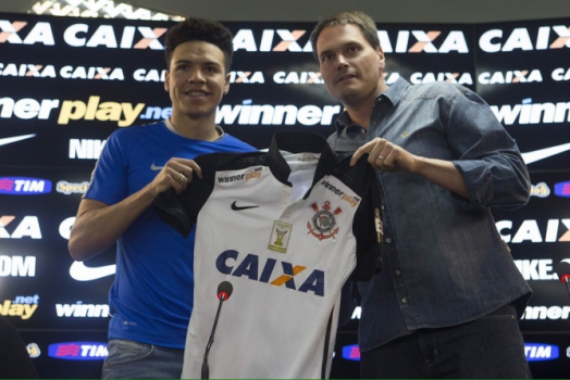 Lista de ex-santistas que foram para o Timão tem Deivid, Dracena e muito mais