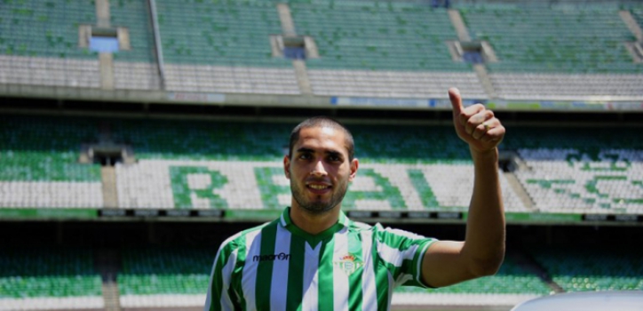 O atacante uruguaio Brian Rodriguez, que já jogou no Bétis, está no Grêmio