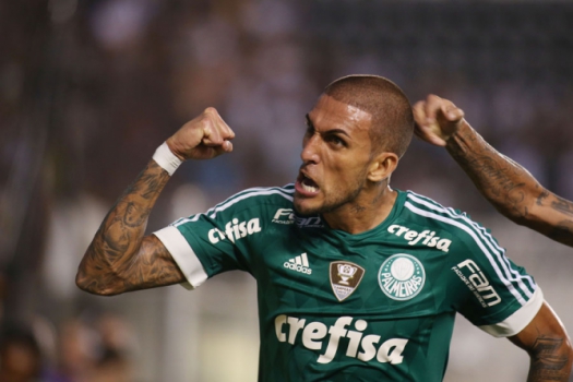 Palmeiras tem mesmo número de jogos do maior rival na TV aberta