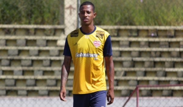 Tchê Tchê não se reapresenta ao Audax; Yuri teria proposta da Europa