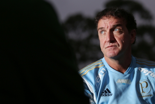 Cuca reforça obsessão por taça e diz: 'Se jogar bem, está fadado a ganhar'