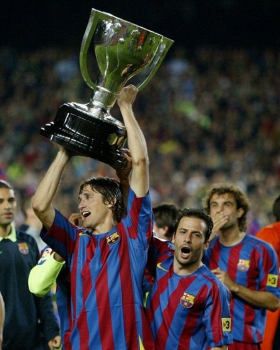 O polivalente Edmílson ganhou a Liga dos Campeões com o Barcelona em 2006