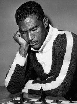 Didi, juntamente com Canário, foi o primeiro brasileiro a ganhar a Liga, com o Real Madrid, em 1960